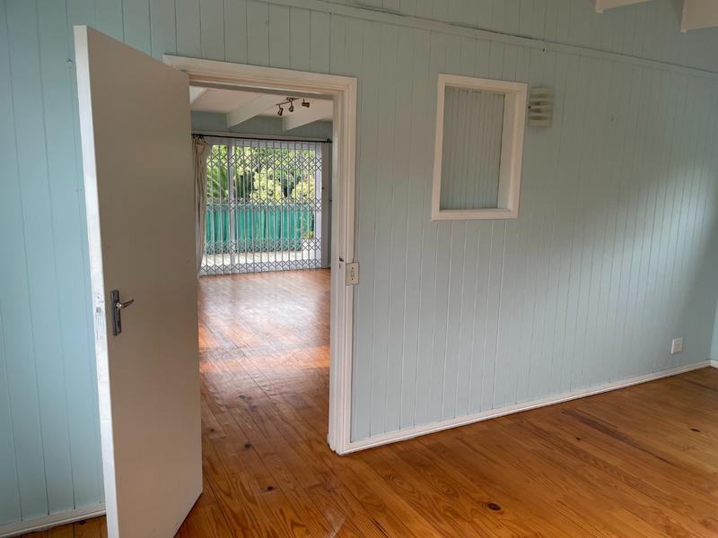 To Let 5 Bedroom Property for Rent in Kommetjie Western Cape